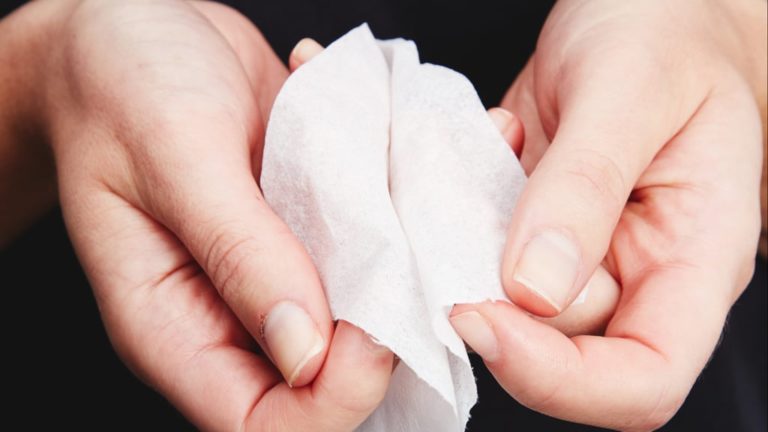 Swap Your Old Cleansing Wipes For These Environmentally-Friendly Biodegradable Ones